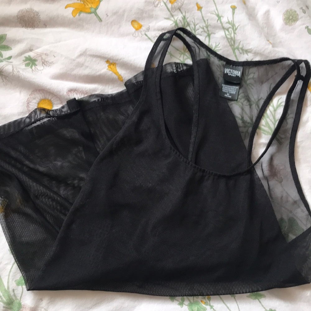 Black mesh workout tank top